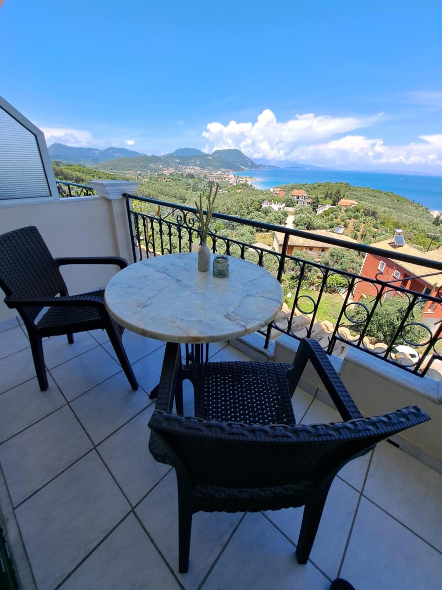 Mesongí 75 Steps Apartments المظهر الخارجي الصورة